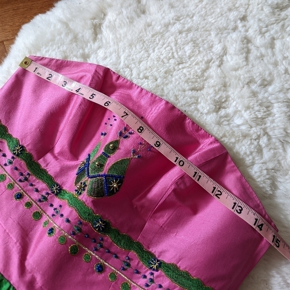 BETSEY JOHNSON Indian embroidered silk mini dress strapless 2 xs small - Picture 10 of 14